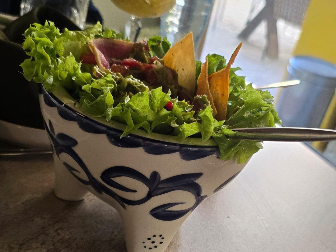 Los Mangos Food Park