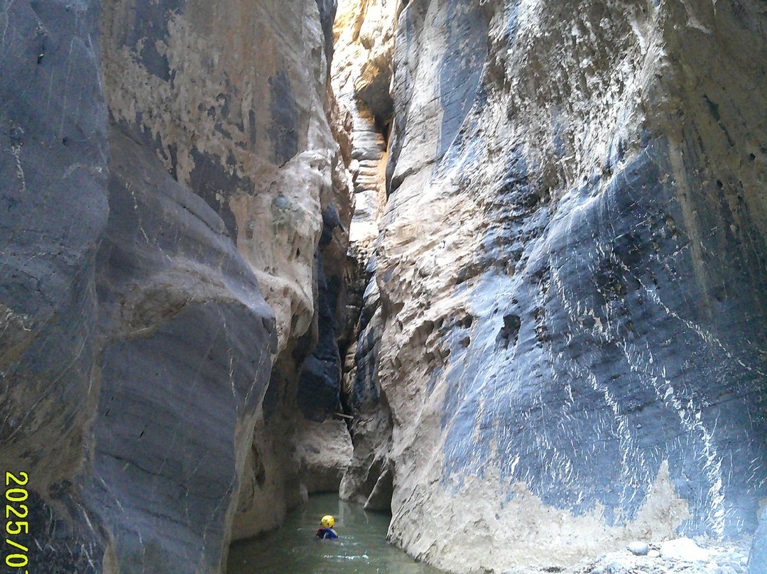 Snake Canyon Guide - Sultan-Wadi Bani Awf必去景点