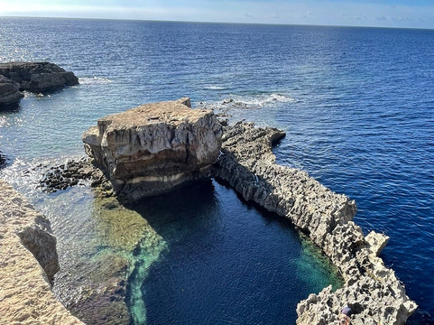 Mayjo Car Rentals & Tours-Victoria必去景点