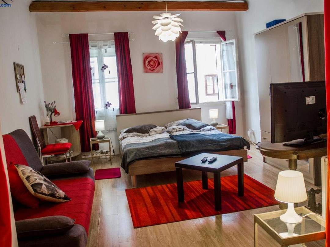 Rooms and Apartment Veral-KA