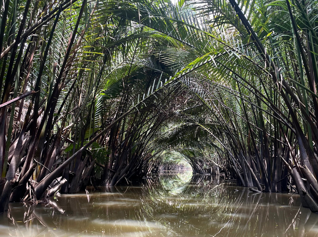Pra Cha Rat Floating Market-素叻他尼必去景点