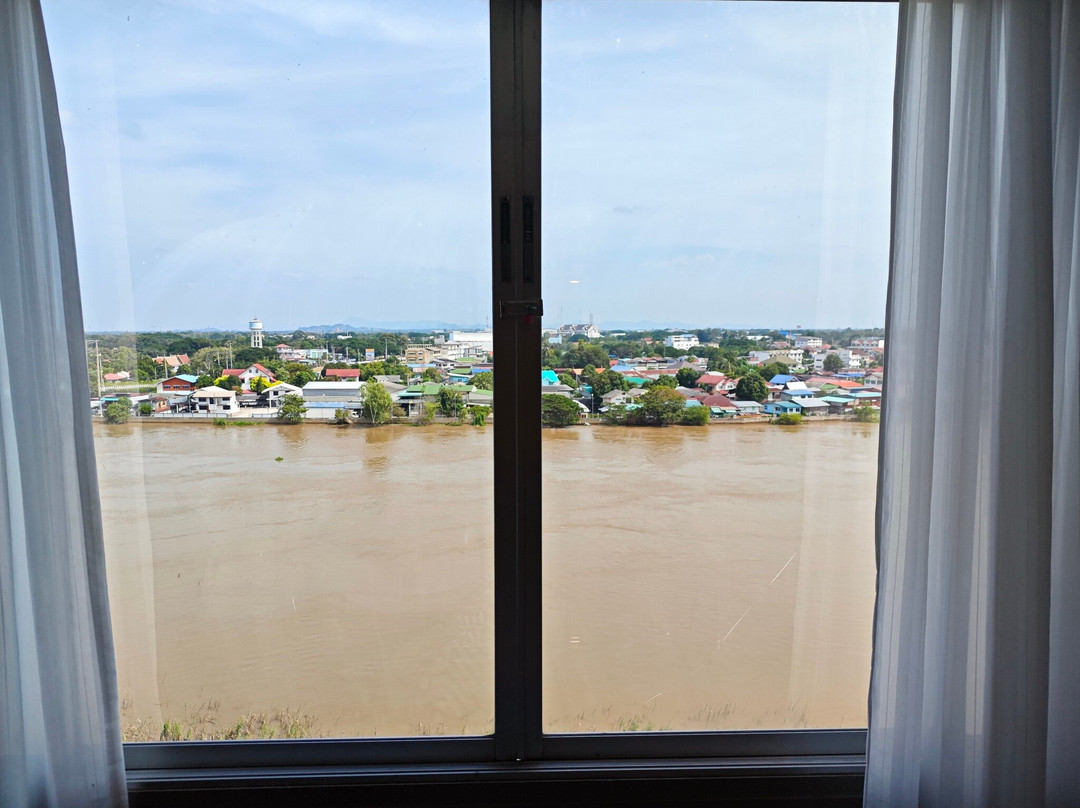 查萨恩格皇宫酒店主图