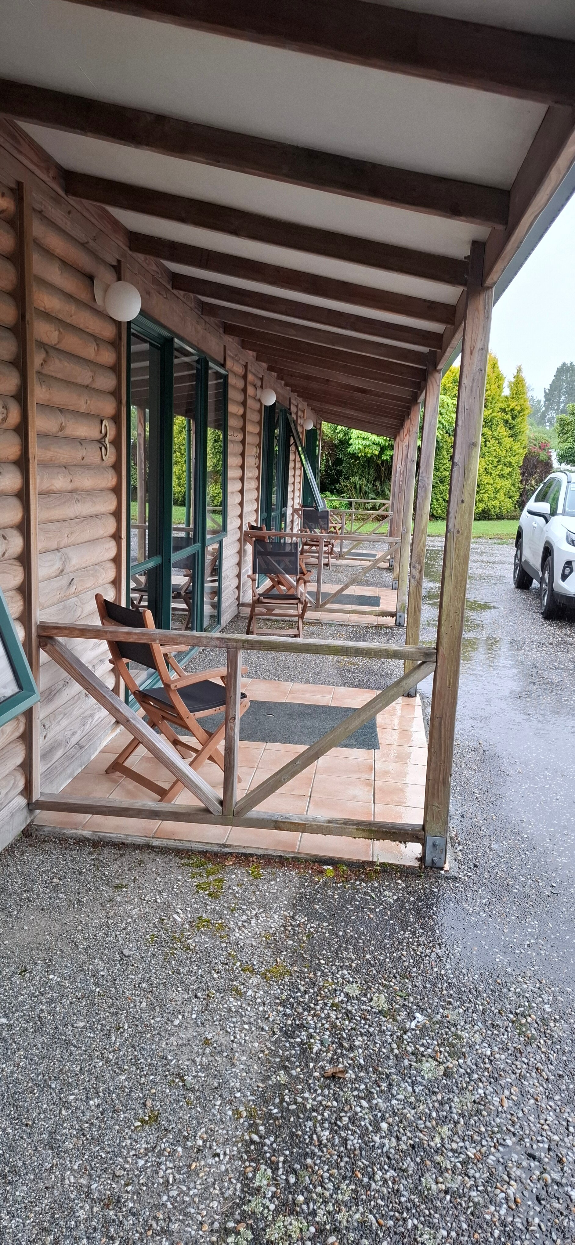 热带雨林汽车旅馆-官方