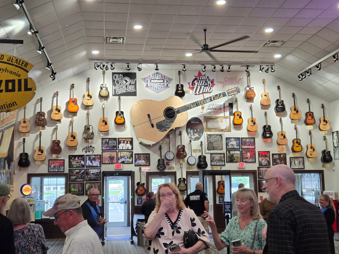 Blue Gate Garden Inn - Shipshewana Hotel主图