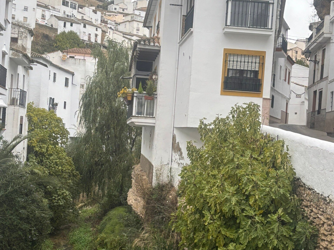 Calle Herrería-Setenil de las Bodegas必去景点