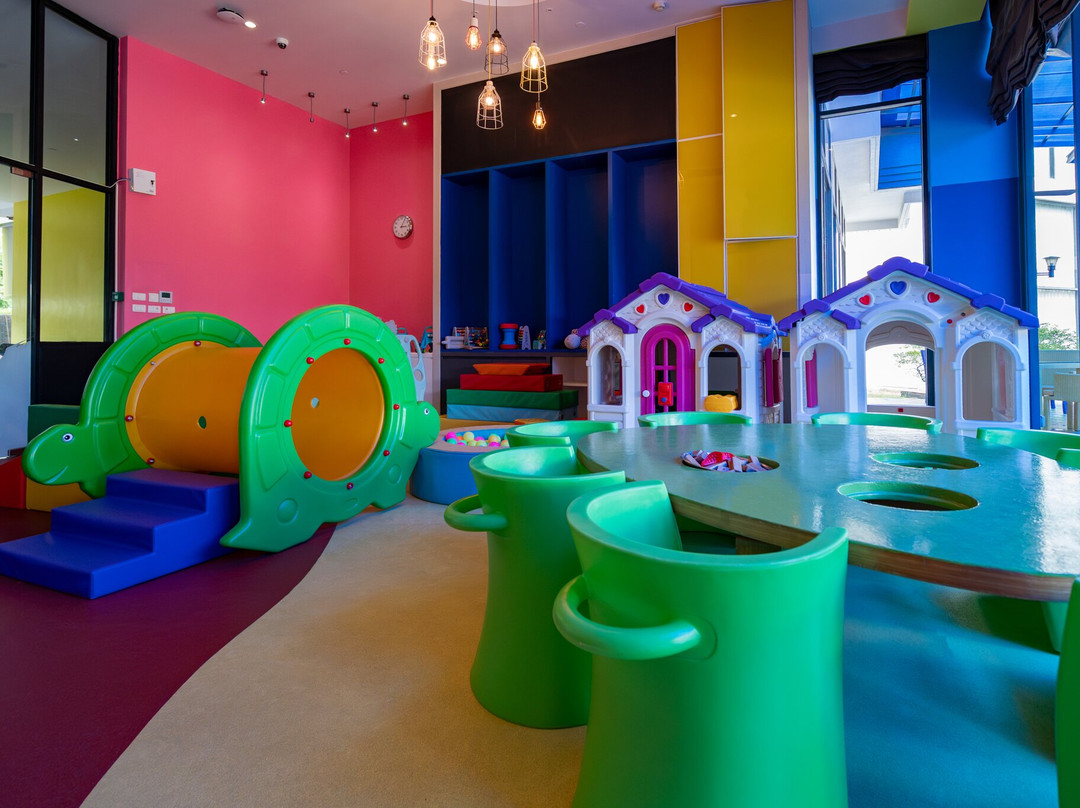 卡西亚普吉岛酒店主图