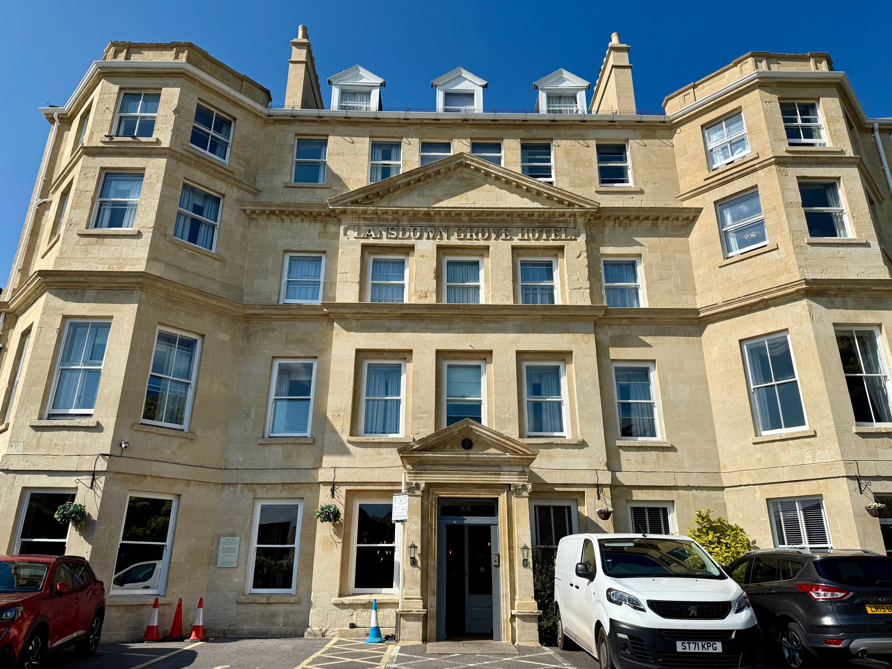 Lansdown Grove Hotel-浴室