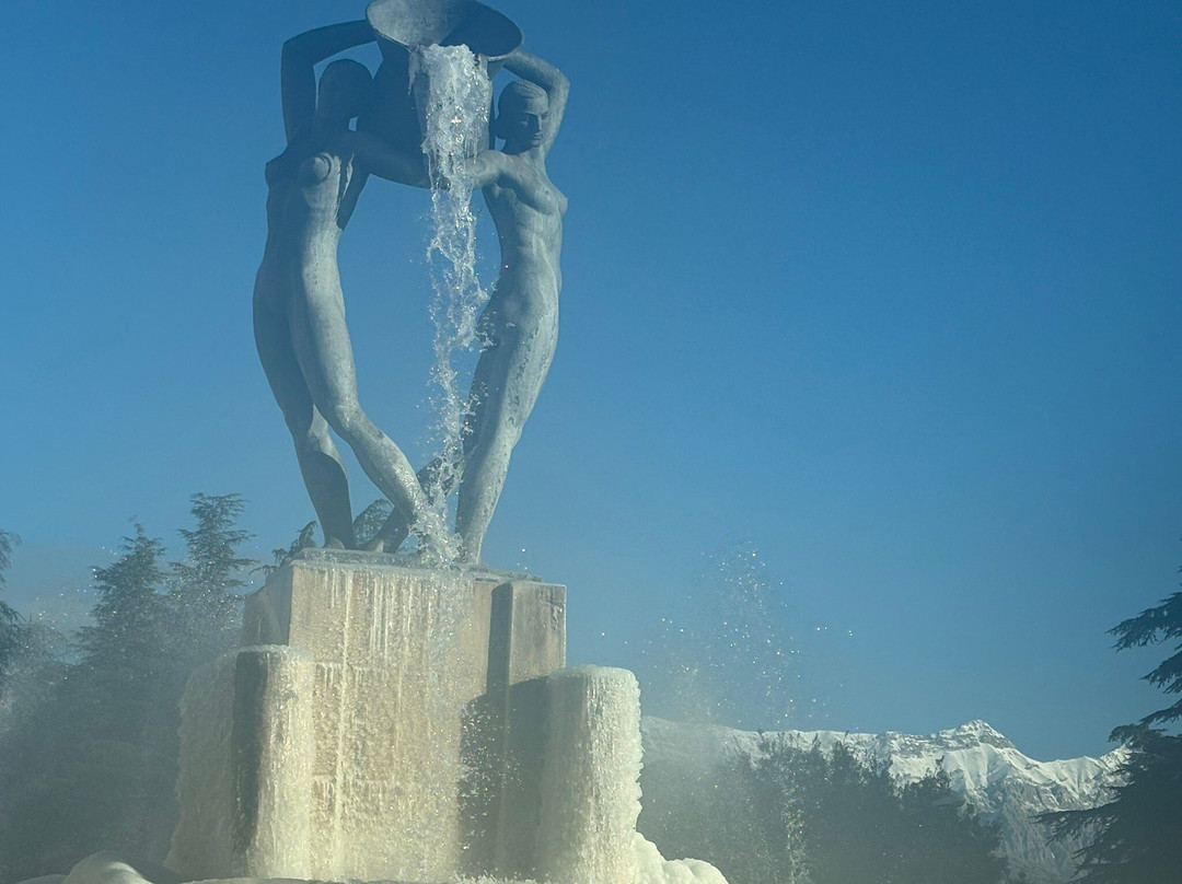 Fontana Luminosa-拉奎拉必去景点