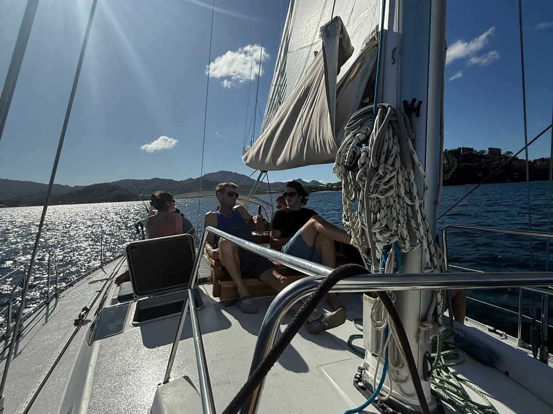 Serendipity Charters-Sailing Costa Rica-Playa Flamingo必去景点