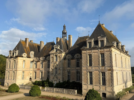 圣鲁普城堡酒店主图