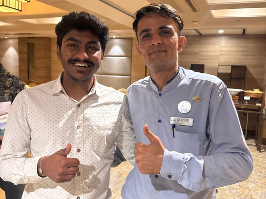 Efcee Sarovar Premiere主图