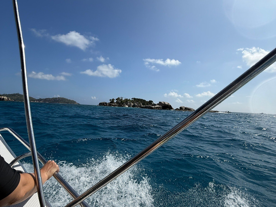 Zico Boat Excursions La Digue-La Passe必去景点