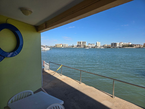 Frenchy's Oasis Motel主图