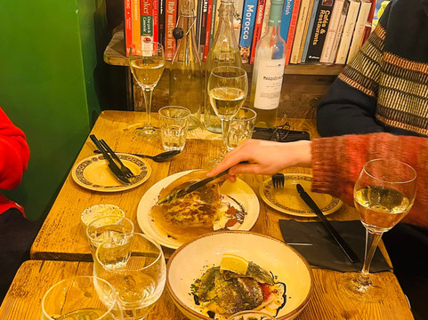 The Hungry Bedouin - Frinton