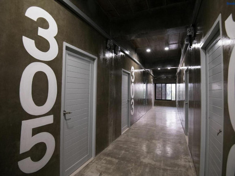 华富里府阁楼酒店主图