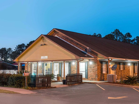 罗德威酒店(Travelodge By Wyndham Santee)