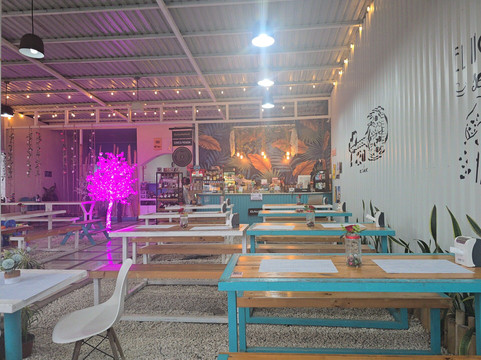 El Cruce Restaurante Y Cafetería Con Pizza A La Leña