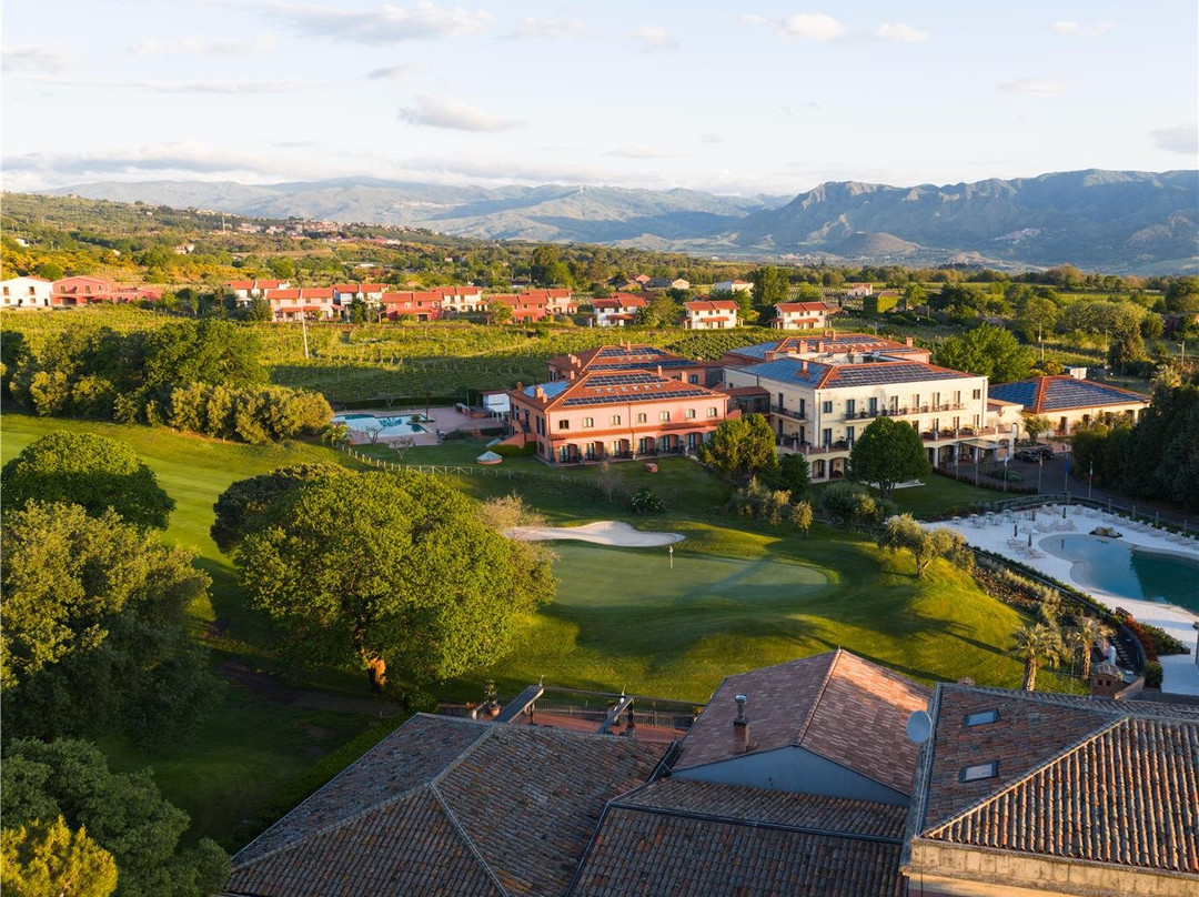 艾特娜高尔夫球2号水疗度假村