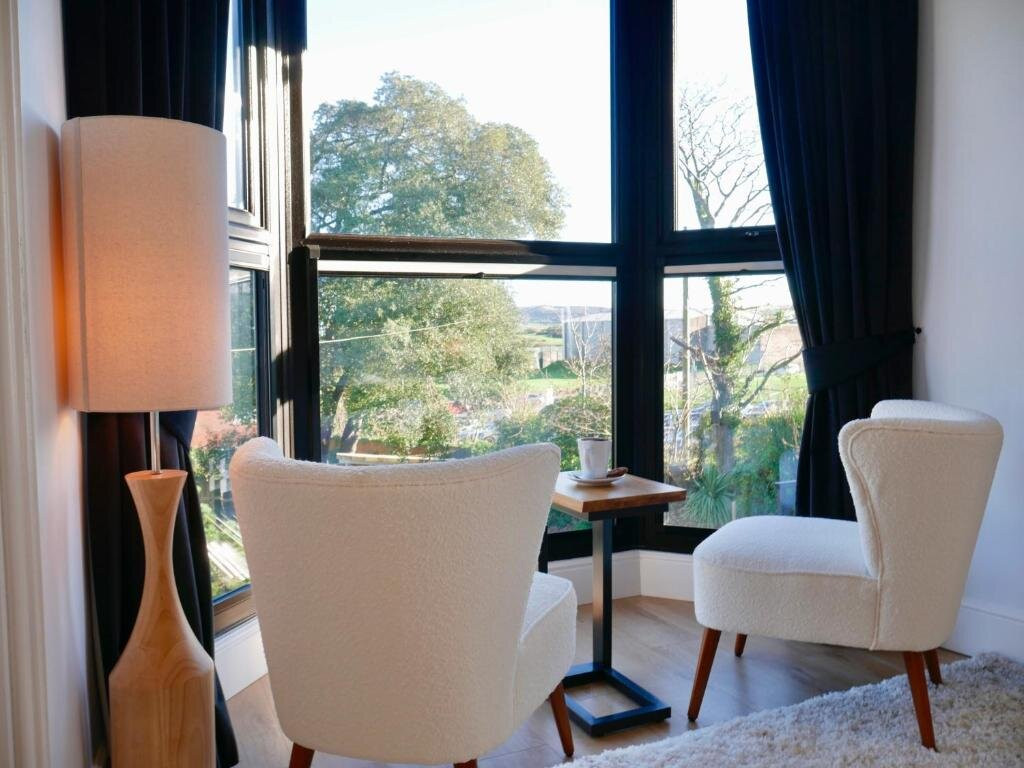 The Tall Trees Hotel