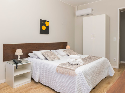 法布里斯酒店主图