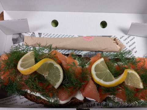 Bite Me Baby Chihuahua Food Truck主图