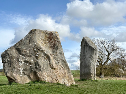埃夫伯里石阵-埃夫伯里必去景点