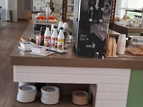 The Retreat Snacks Restaurant