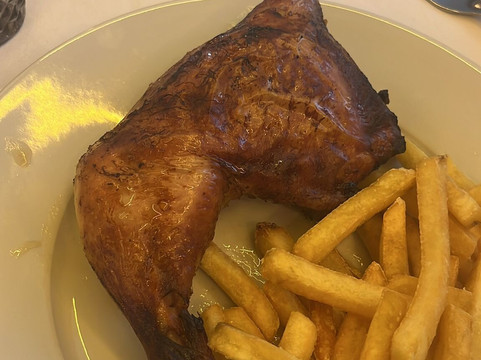 本内图瑟酒店主图