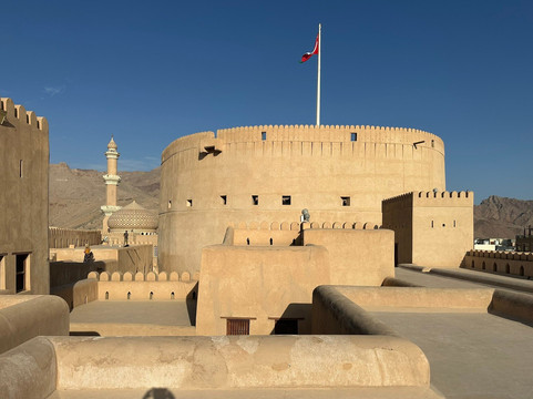 尼日瓦堡-尼日瓦必去景点