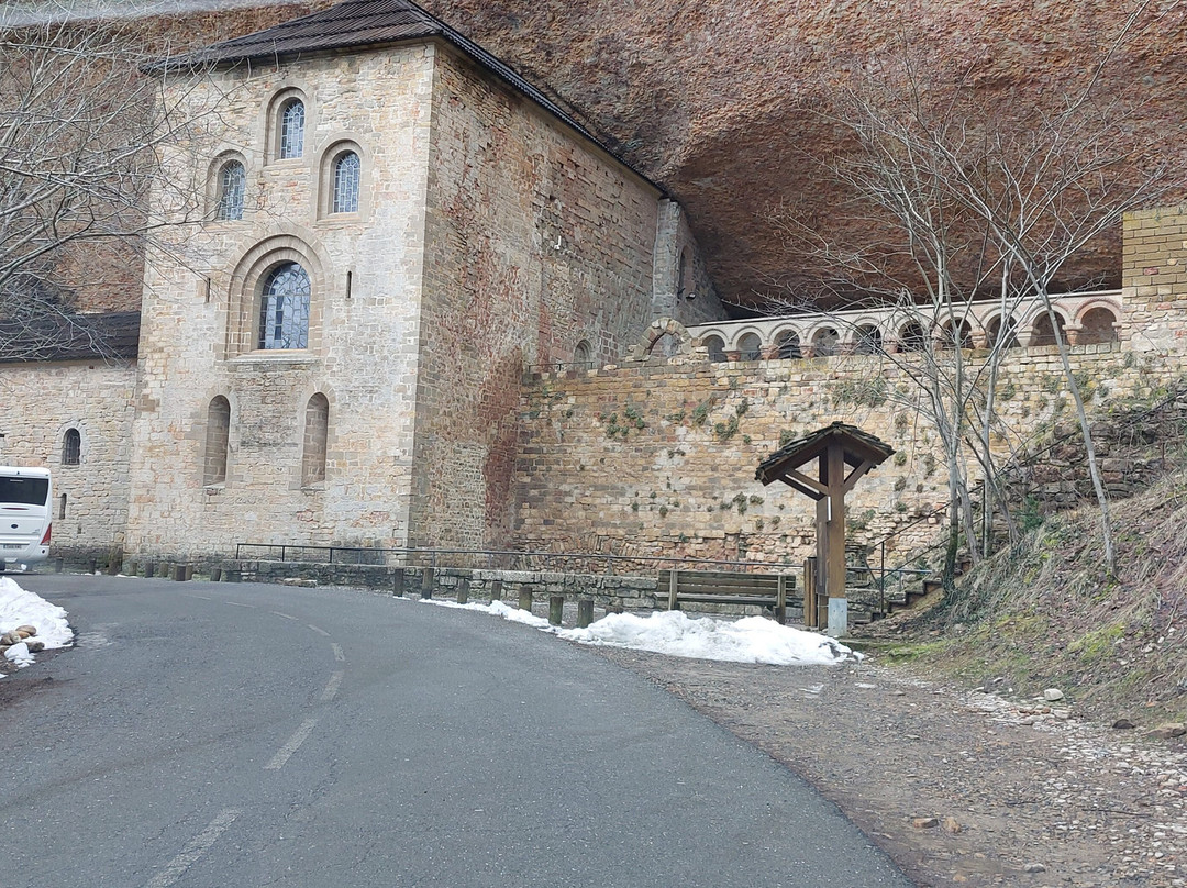 Monastery of San Juan de la Peña-哈卡必去景点