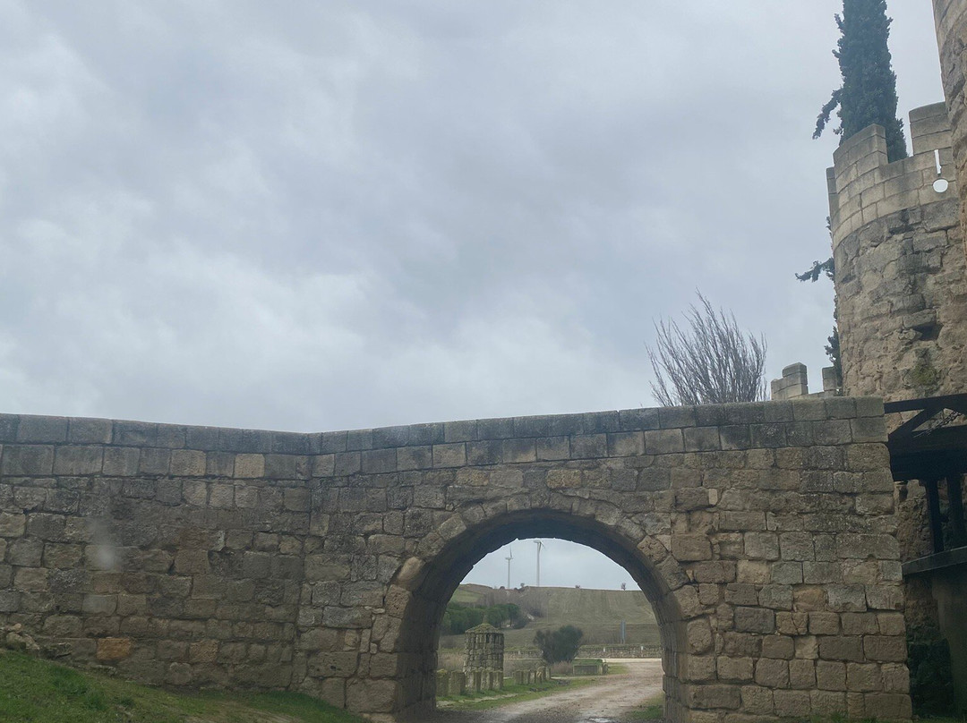 Castillo de Ampudia-Ampudia必去景点