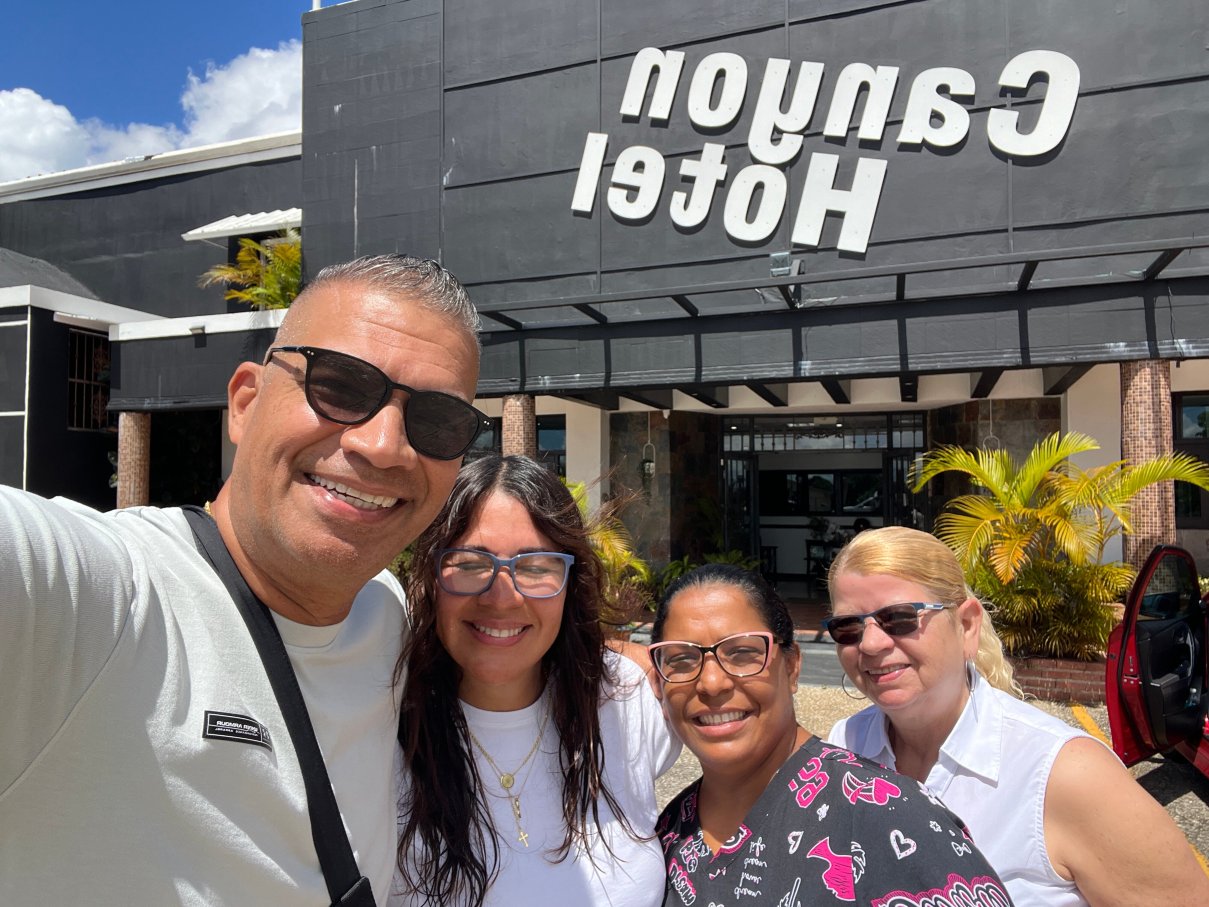 峡谷精品酒店-官方