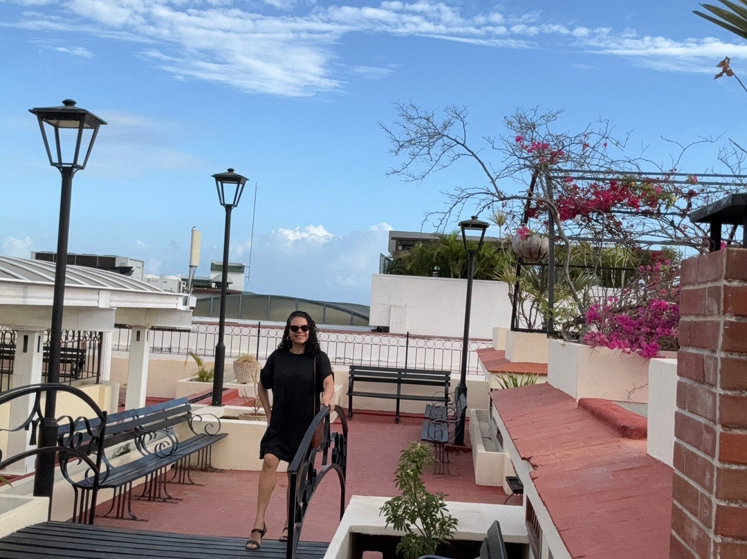 Hotel Inglaterra主图