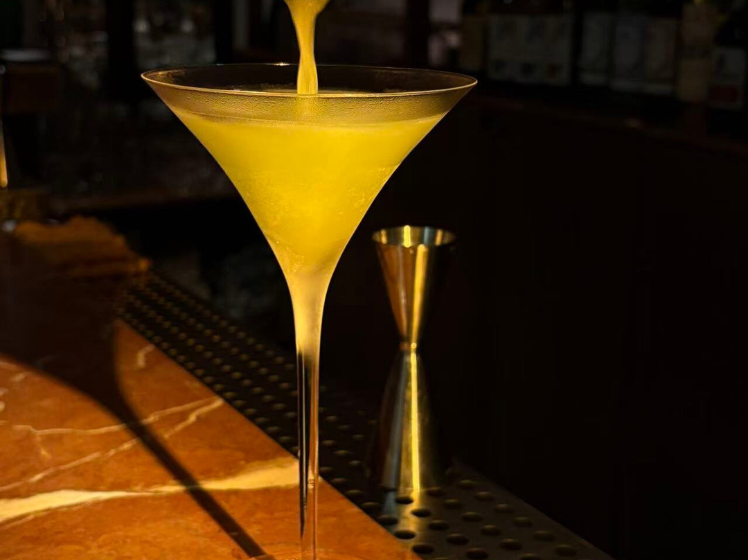 Mid Century Antiques & Bar