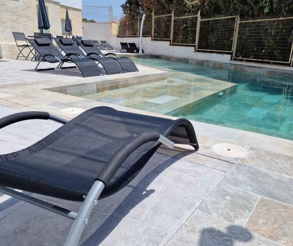 5 Apartamentos Independientes en Villas Costa del Sol