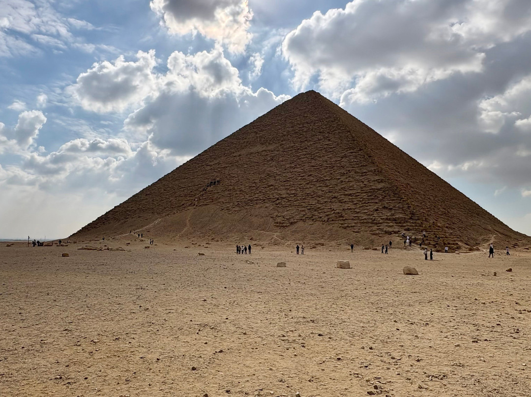 North Pyramid (Pirámide Roja)-Saqqara必去景点