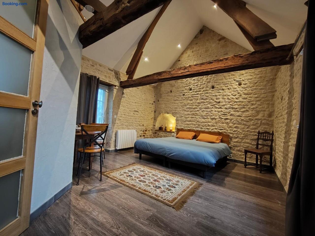 Omaha Secret Normandy Cottages