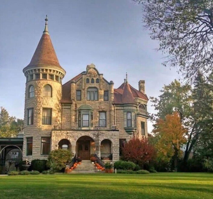 Castle La Crosse主图