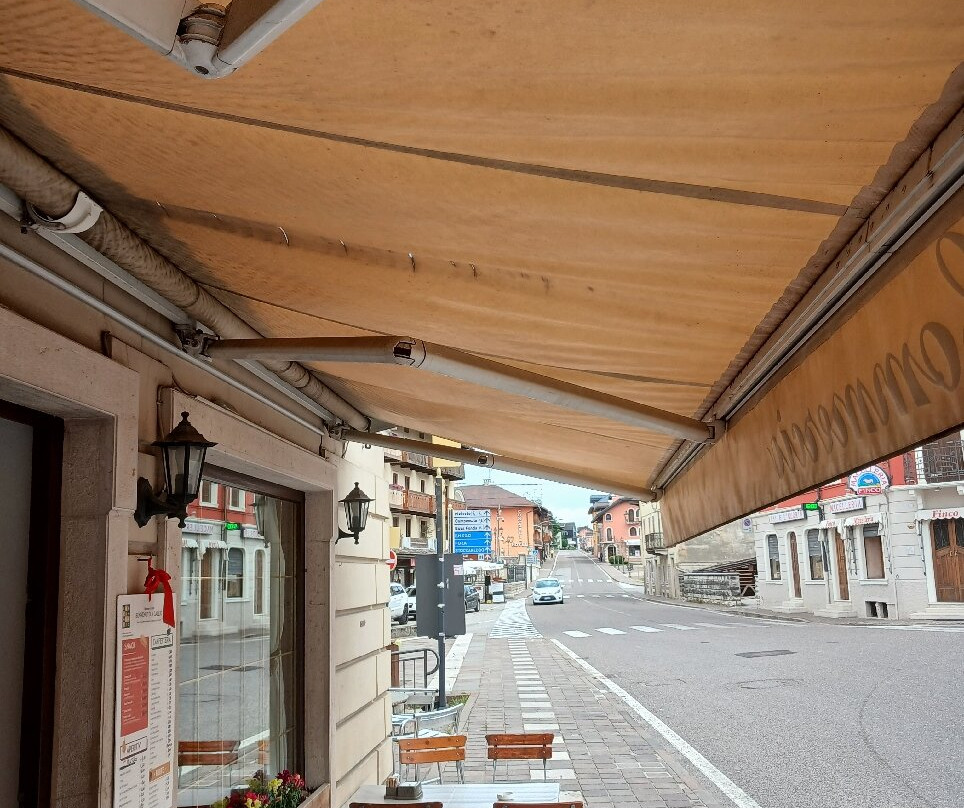 Bar Commercio