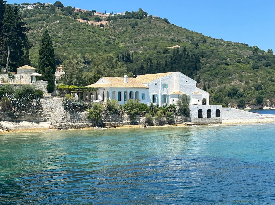 Limani Apartments