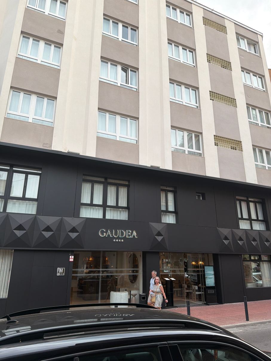 Hotel Gaudea Santa Pola-旅行者
