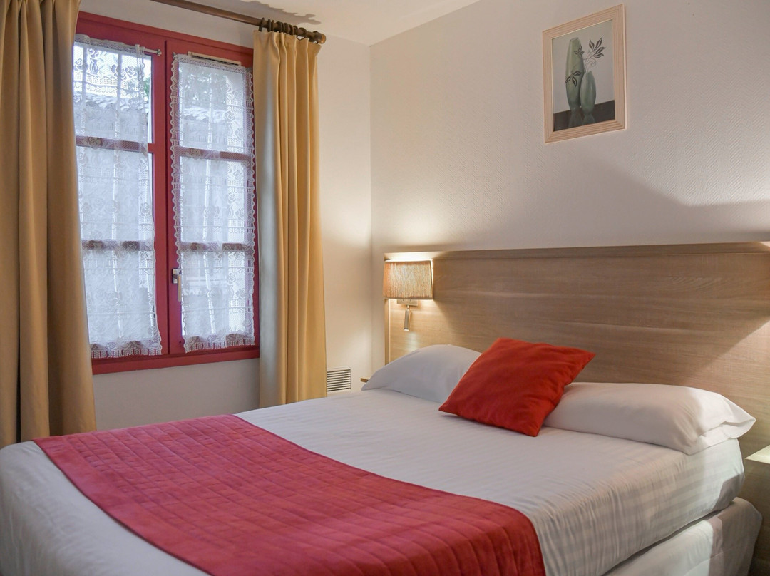 Hôtel les Comtes de Pardiac主图
