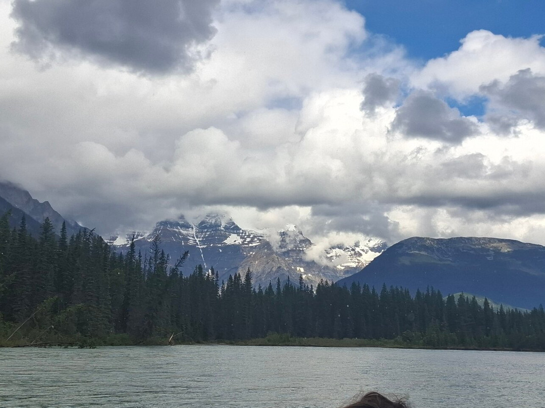 Mount Robson Whitewater Rafting Co.-维尔蒙特必去景点