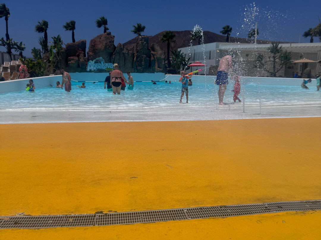 Aqualava Waterpark-布兰卡滩必去景点