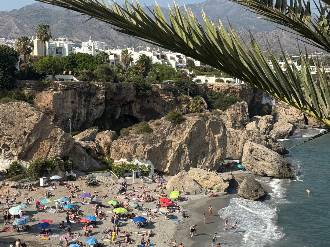 Calahonda Beach-内尔哈必去景点