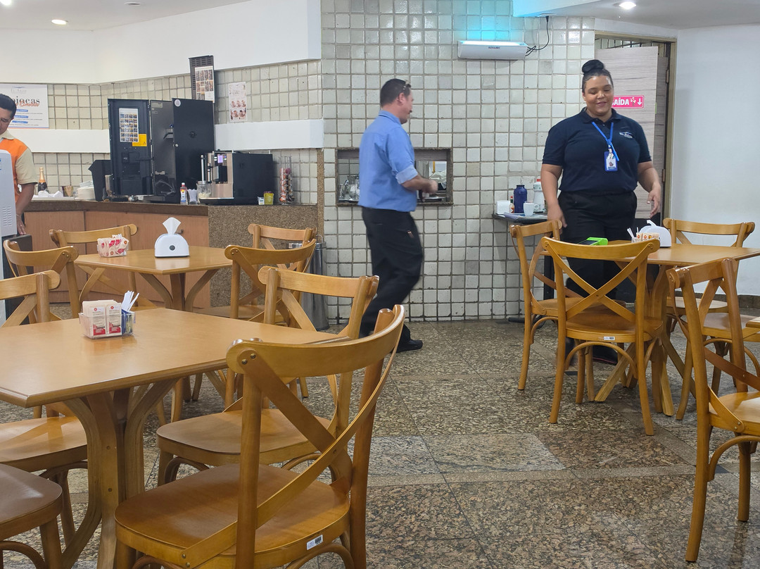 卡纳留斯皇宫酒店主图