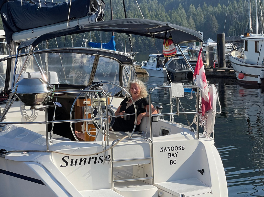 Mid-Island Sailing Adventures-Nanoose Bay必去景点