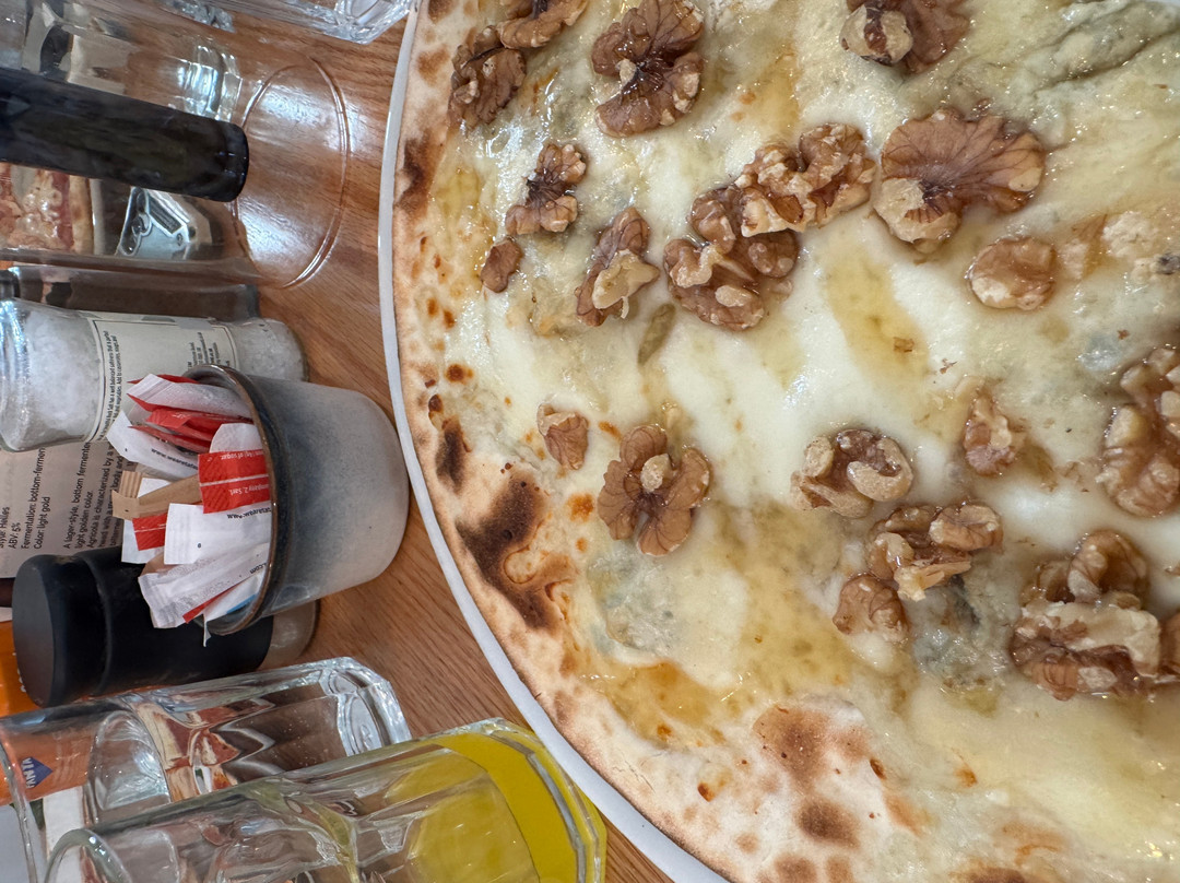 Farrini Pizzeria & Pasticceria Café