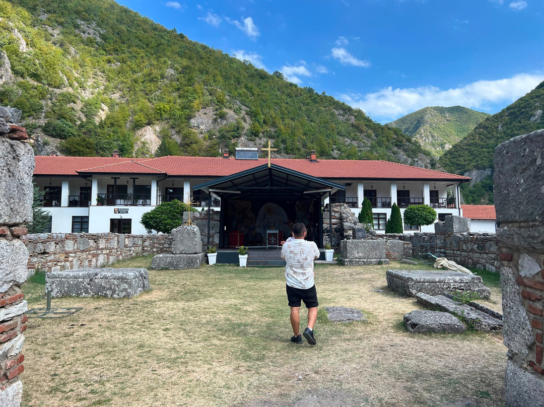 Holy Archangels Monastery-普里兹伦必去景点