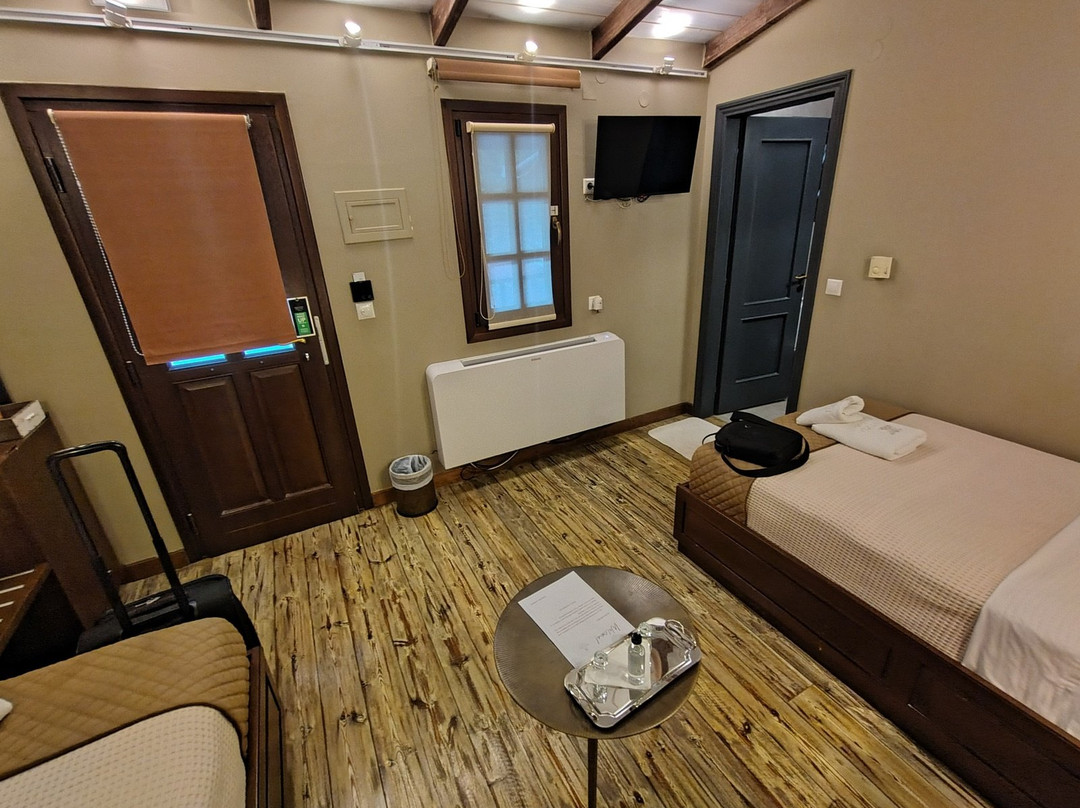 弗隆特兹波利夏酒店主图